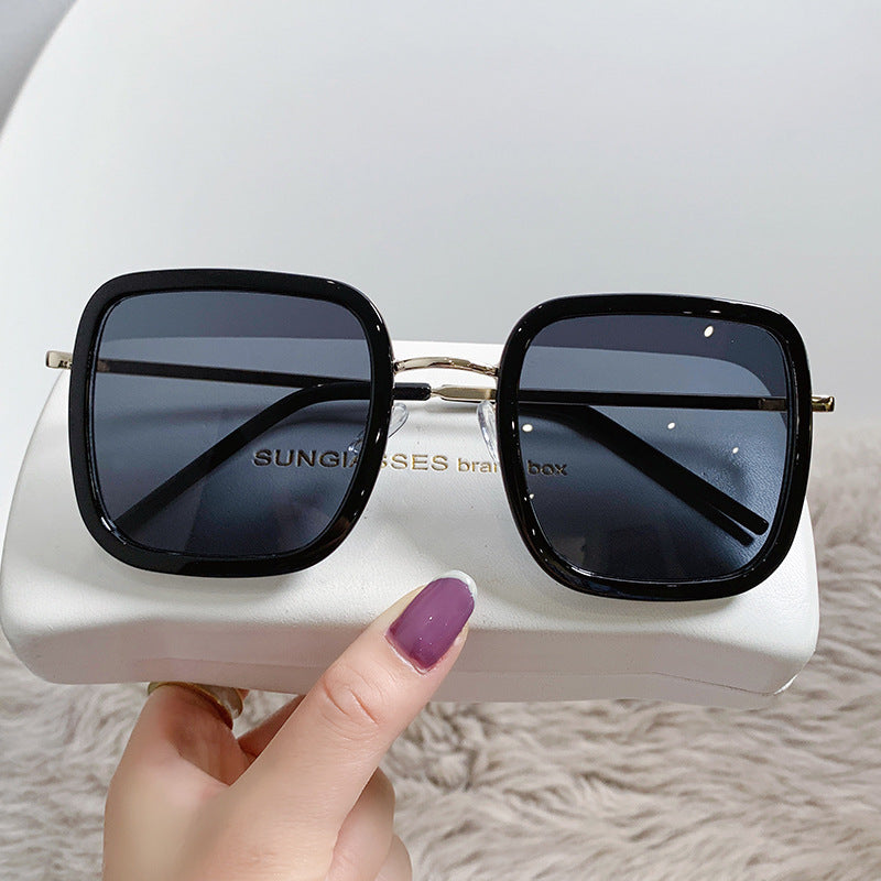 Women's sunglasses with square frame and polarized lenses Kalsten