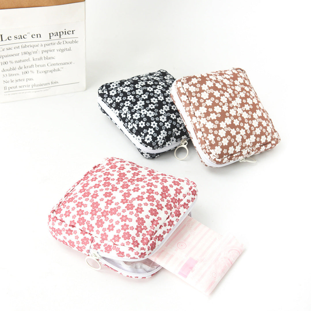 Cosmetic organizer with floral patterned design Kalsten