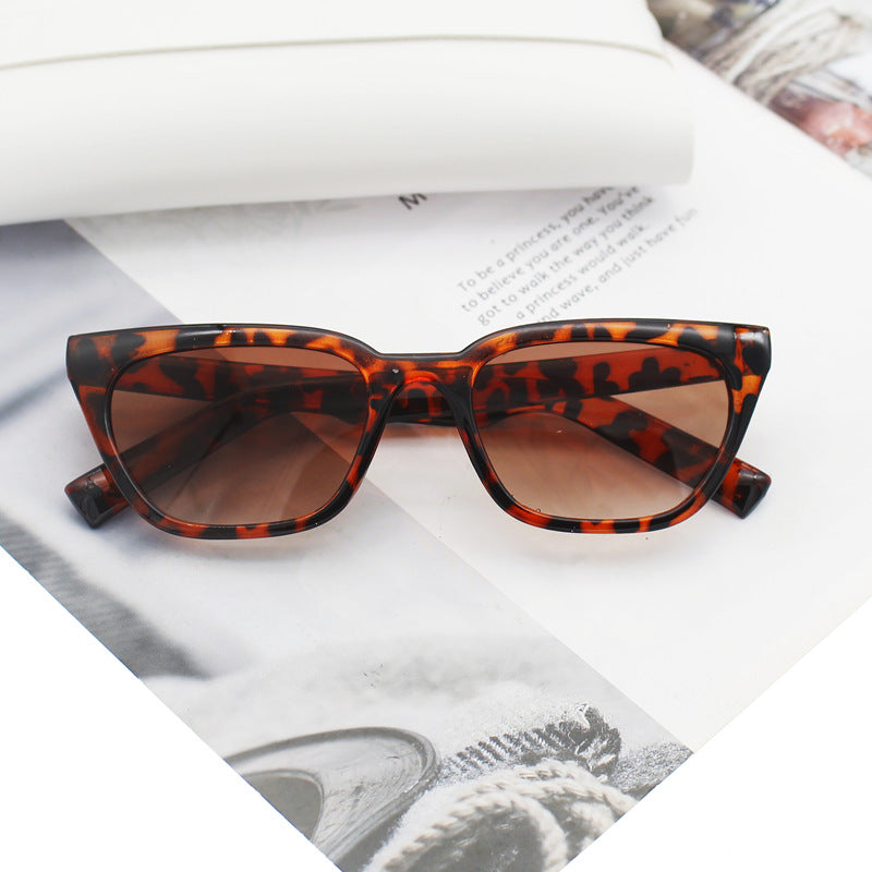 Women's geometric designer sunglasses in modern look Kalsten