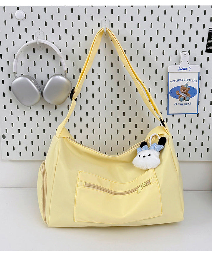 Sporty shoulder bag with spacious interior and sturdy carrying strap Kalsten