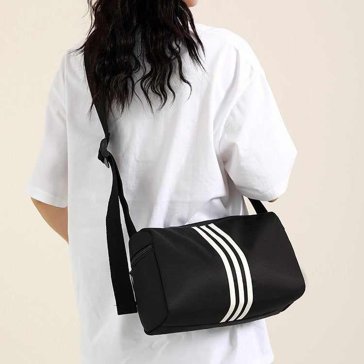 Sporty Shoulder Bag Kalsten