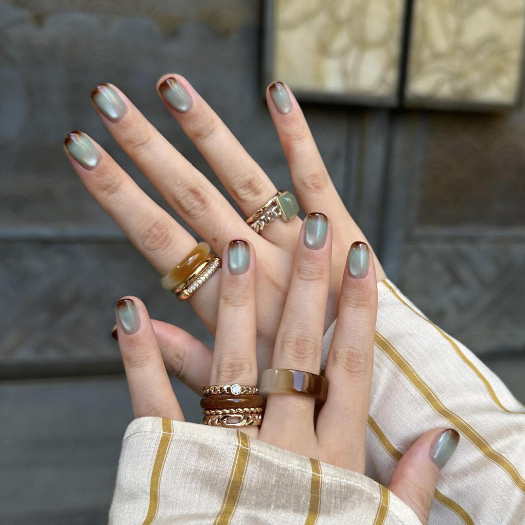Glamorous Artificial Nails in Elegant French-Style Kalsten