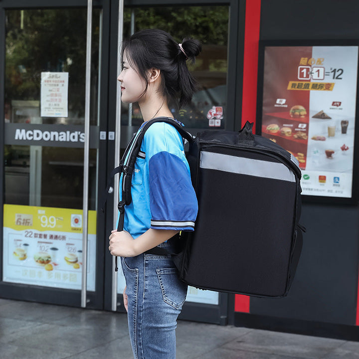 Unisex cooler bag with multiple compartments and padded carrying handle Kalsten
