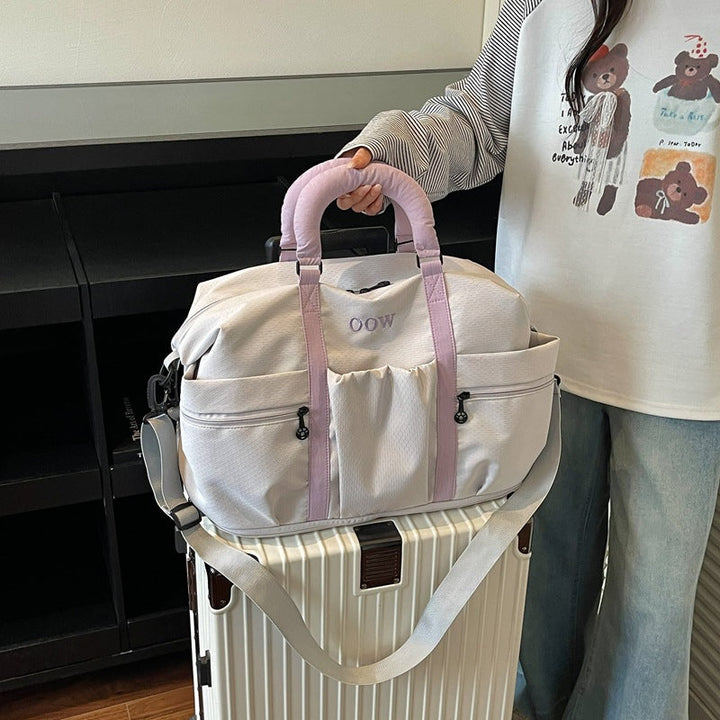 Sports bag with versatile compartment arrangement Kalsten