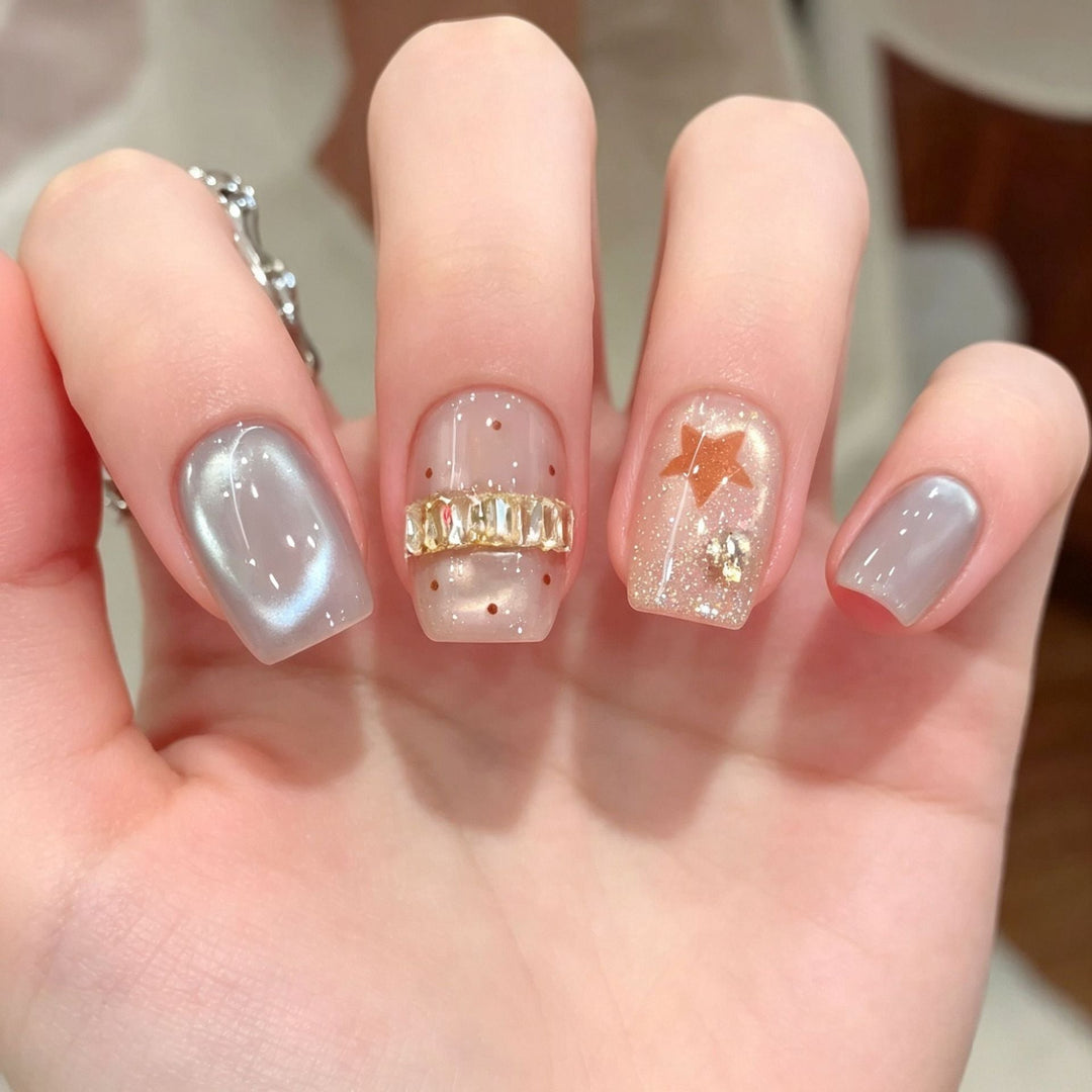 Decorative Press-On Nail Art Set with Rhinestone Accents Kalsten
