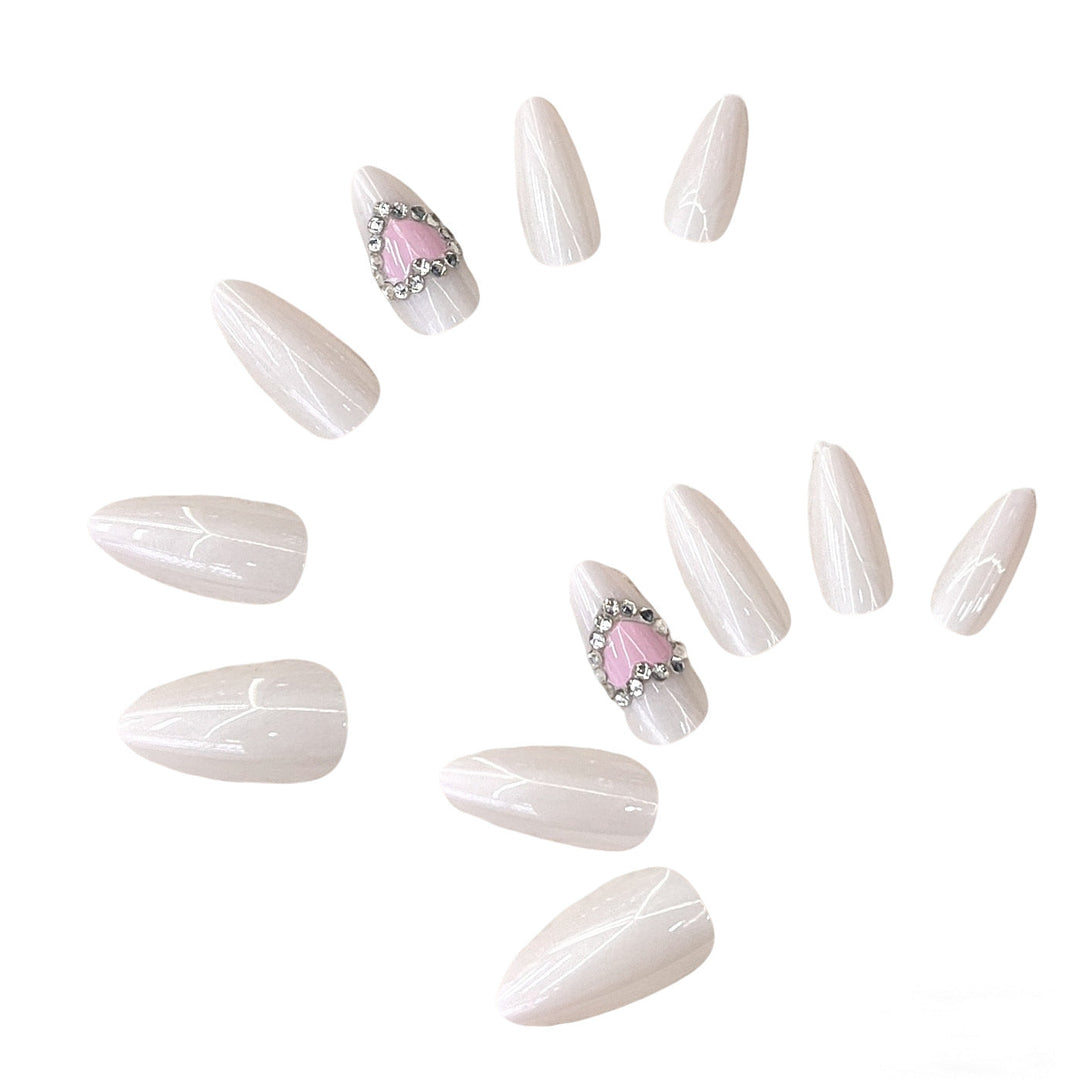 Glamorous Press-On Nail Art Set Kalsten