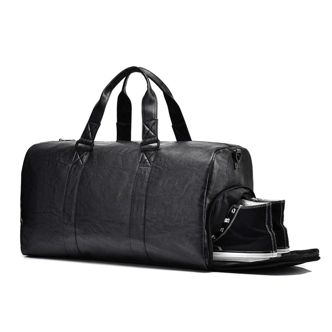 Travel bag made of high-quality leather with robust carrying handles Kalsten