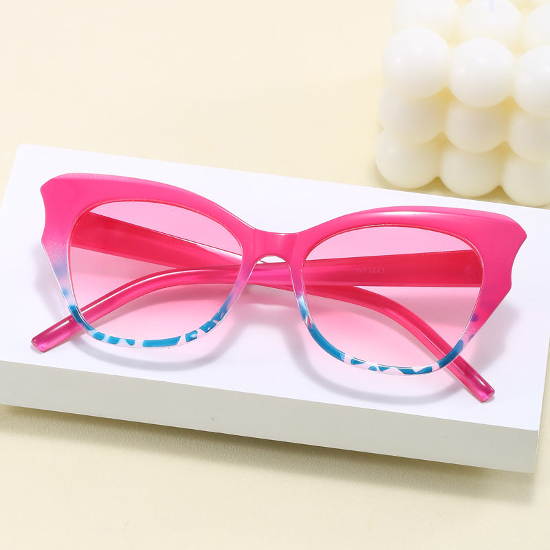Women's Cat-Eye Sunglasses with Extravagant Mirror Design Kalsten