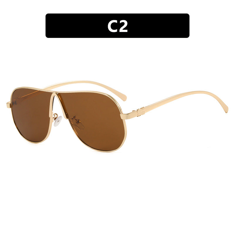 Women oversized sunglasses with modern design Kalsten