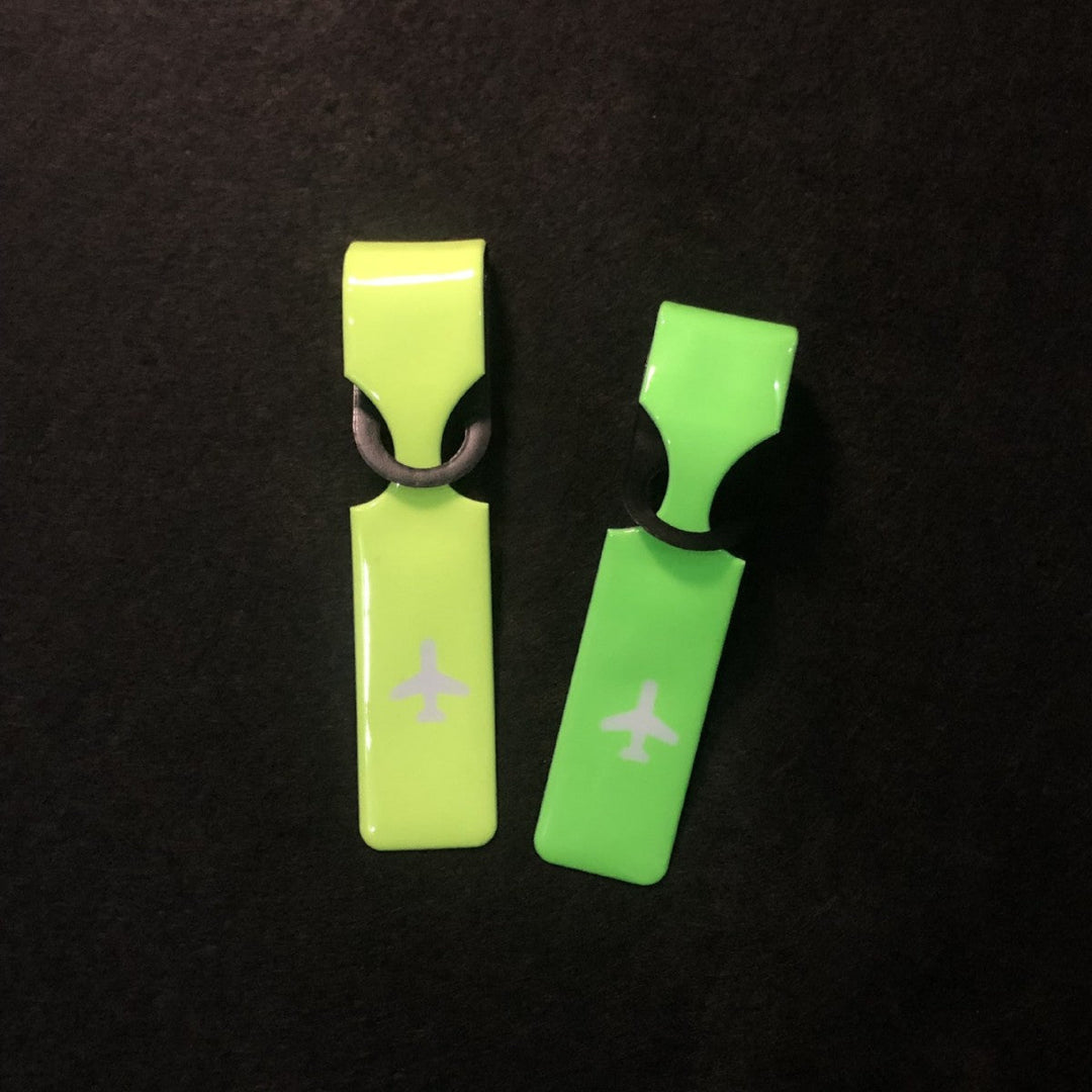 silicone airplane luggage tag with keyring clip and reflective travel ID strap Kalsten