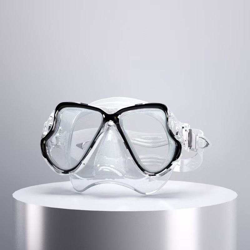 Diving mask with ergonomic design and a flexible snorkel Kalsten
