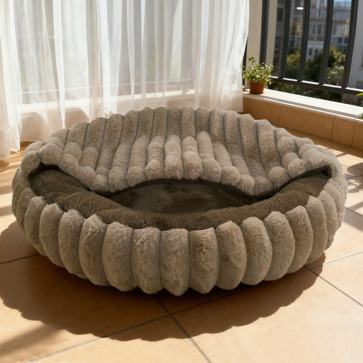 Ladies Cozy and Round Pet Bed with High Edge Kalsten