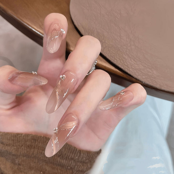 Artificial nails with elegant rhinestone accents Kalsten