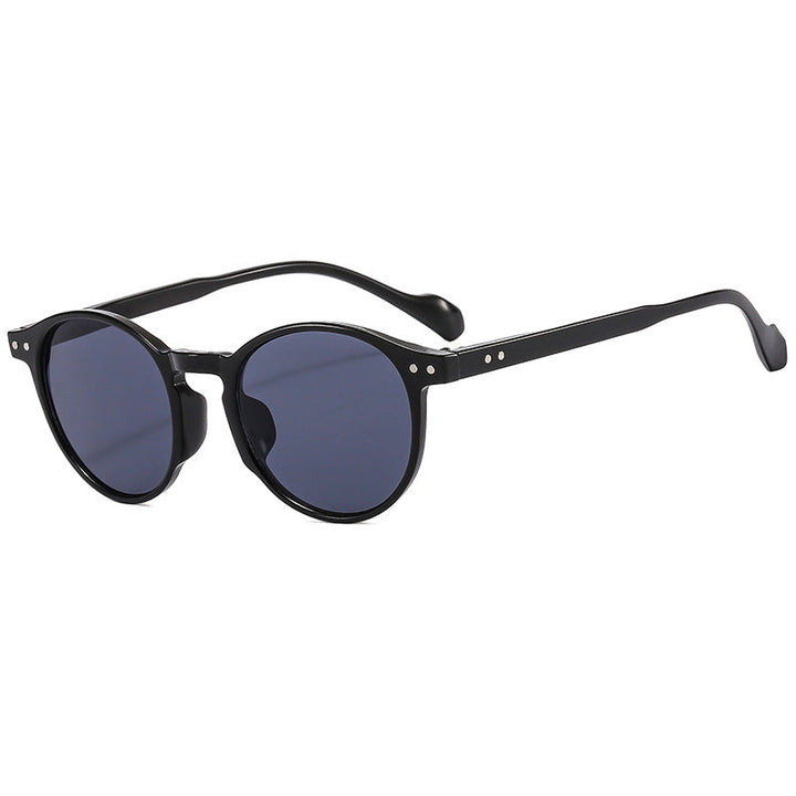 Women's trendy and stylish reading aid Kalsten