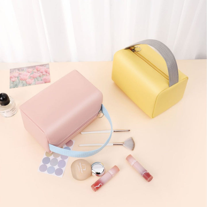 Cosmetics bag Kalsten