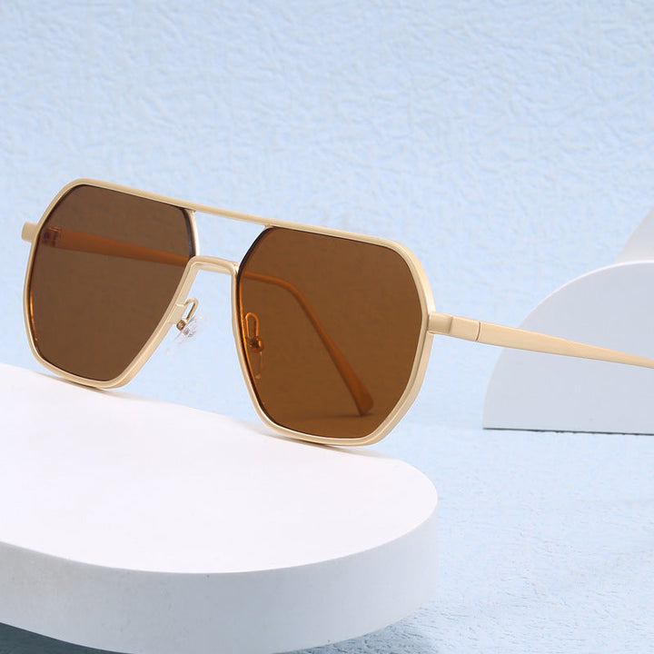 Women's trendy sunglasses with modern geometric frame Kalsten