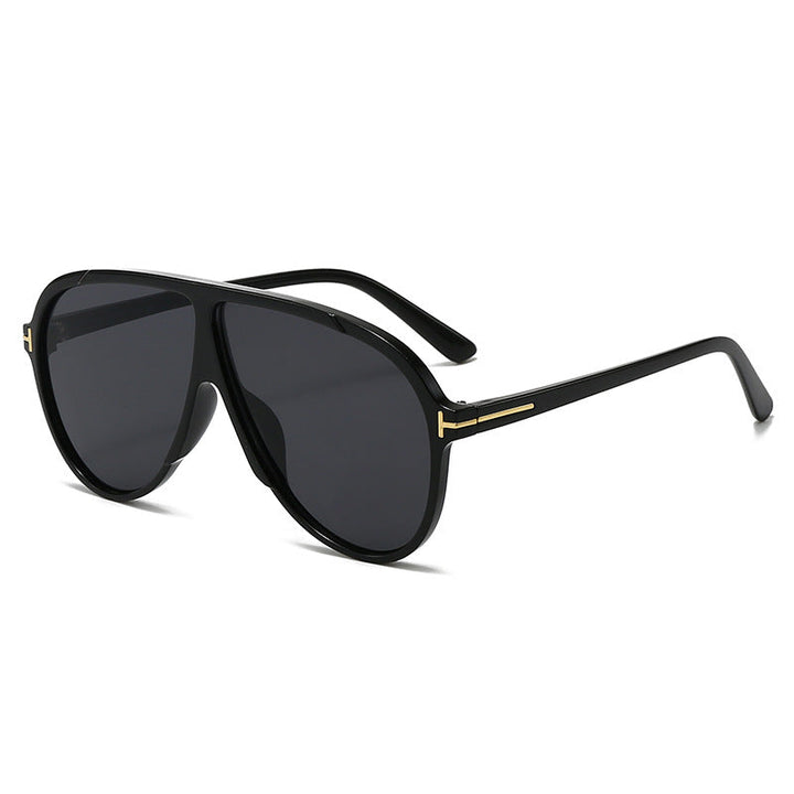 Women's large sunglasses with modern design and protective lenses Kalsten