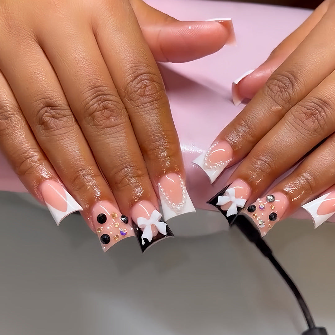 Decorative Press-On Nail Set with Elegant Design Kalsten
