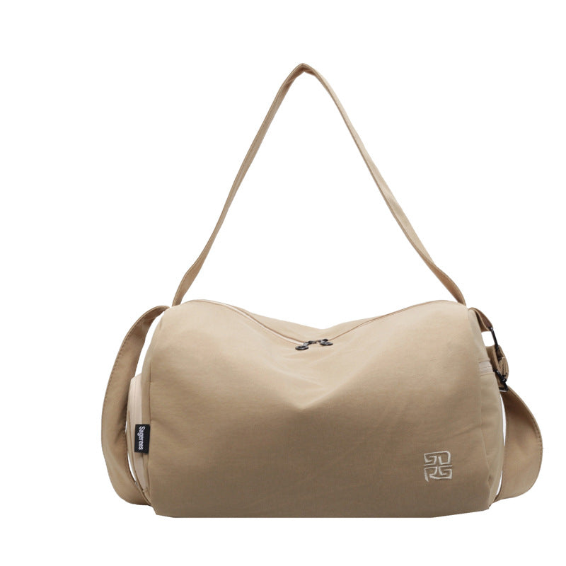 Sporty Carrying Bag with Ergonomic Design Kalsten
