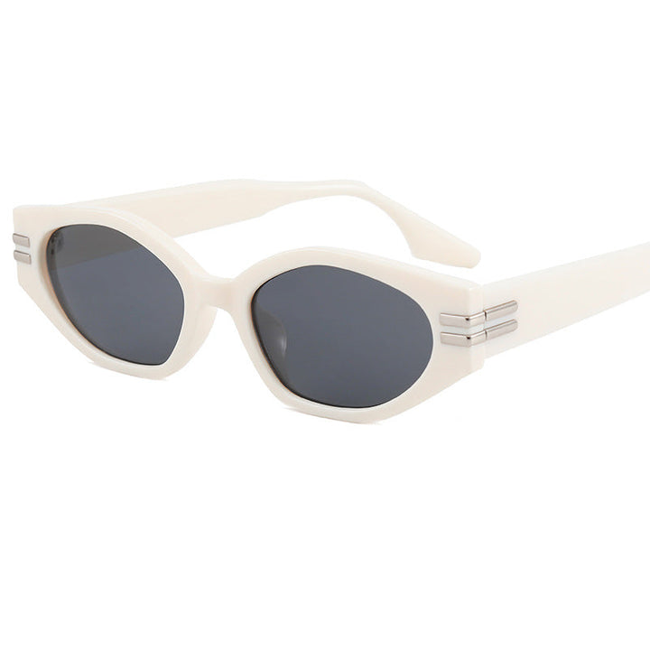 Women striking vintage sunglasses with asymmetric frame Kalsten