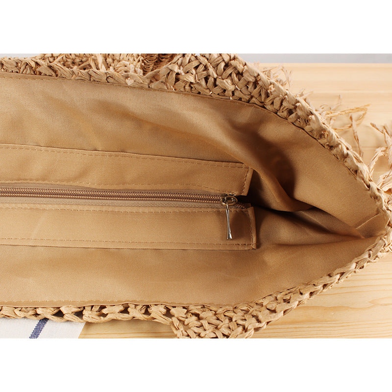Fashionable macrame bag with fringes Kalsten