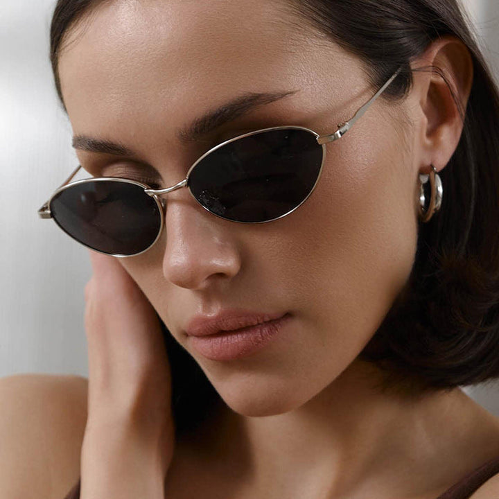 Women’s stylish sunglasses in elegant oval design Kalsten