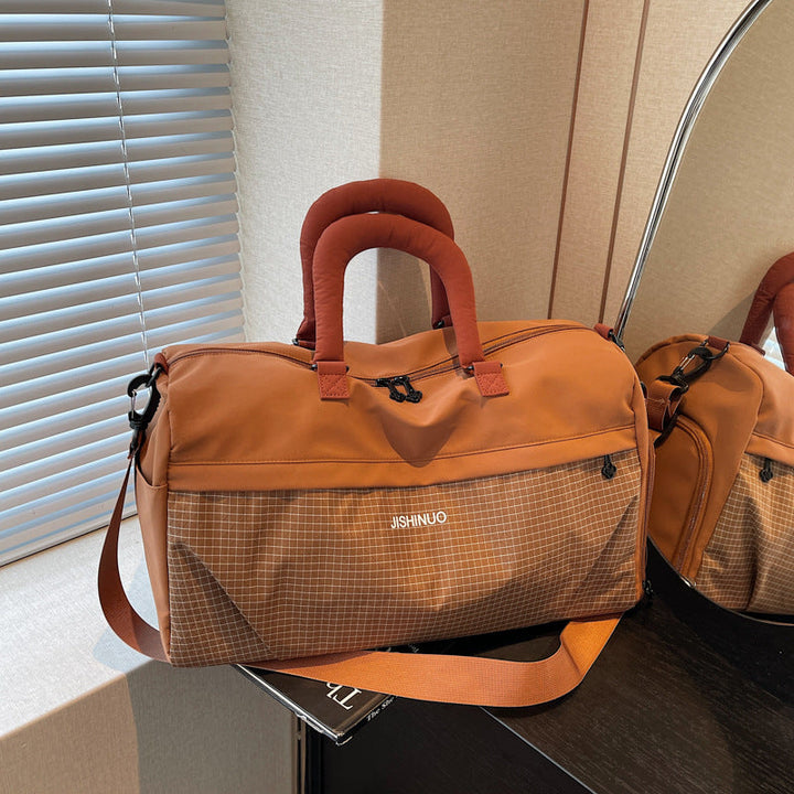 Sporty Leisure Duffel Bag with Ergonomic Handles and Multiple Compartments Kalsten