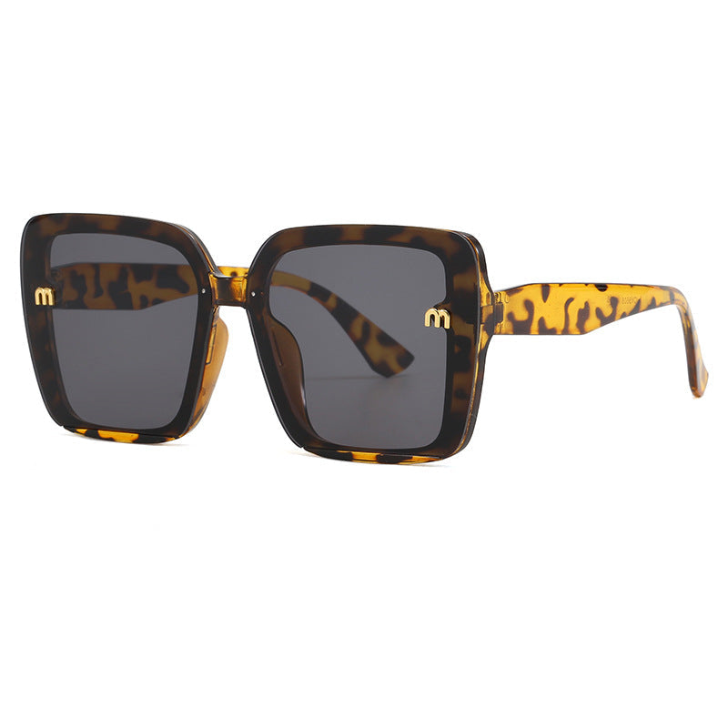Women's oversized square sunglasses with elegant frame Kalsten