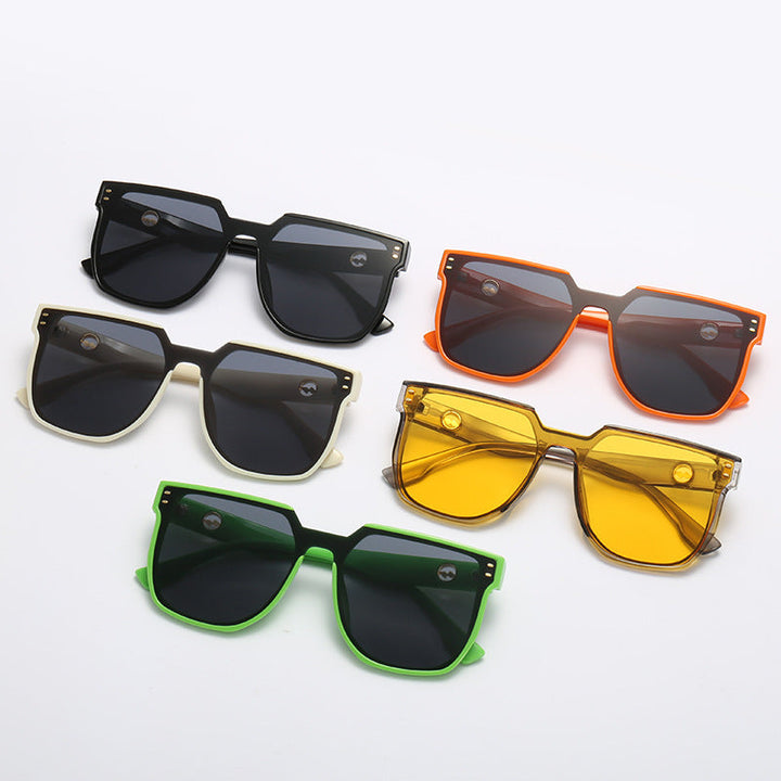 Women striking sunglasses with a distinctive geometric frame Kalsten
