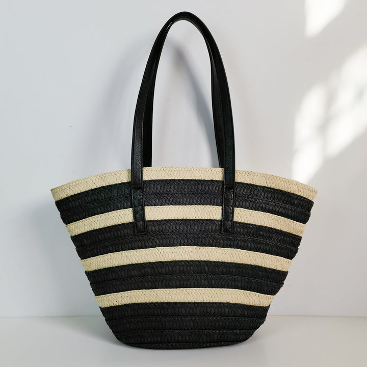 Stable and Stylish Wicker Bag Kalsten