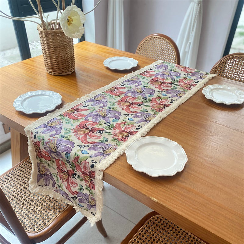 Elegant Floral Decorative Table Runner