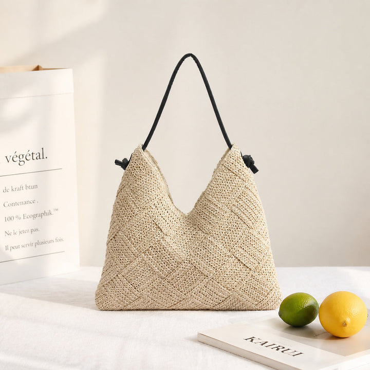 Creative and Sustainable Straw Bag Kalsten
