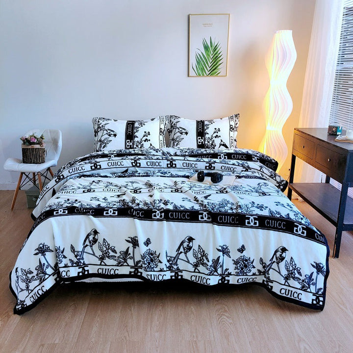 Women's Fluffy Cuddle Blanket with Playful Cloud Pattern Kalsten