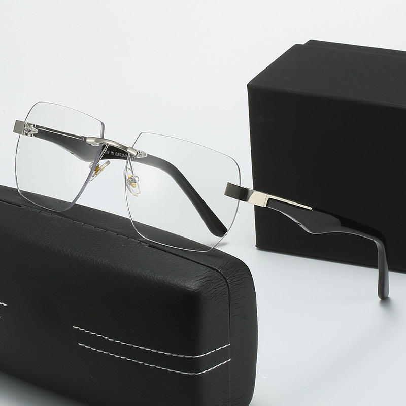 Women's Fashion Sunglasses in Modern Geometric Design Kalsten