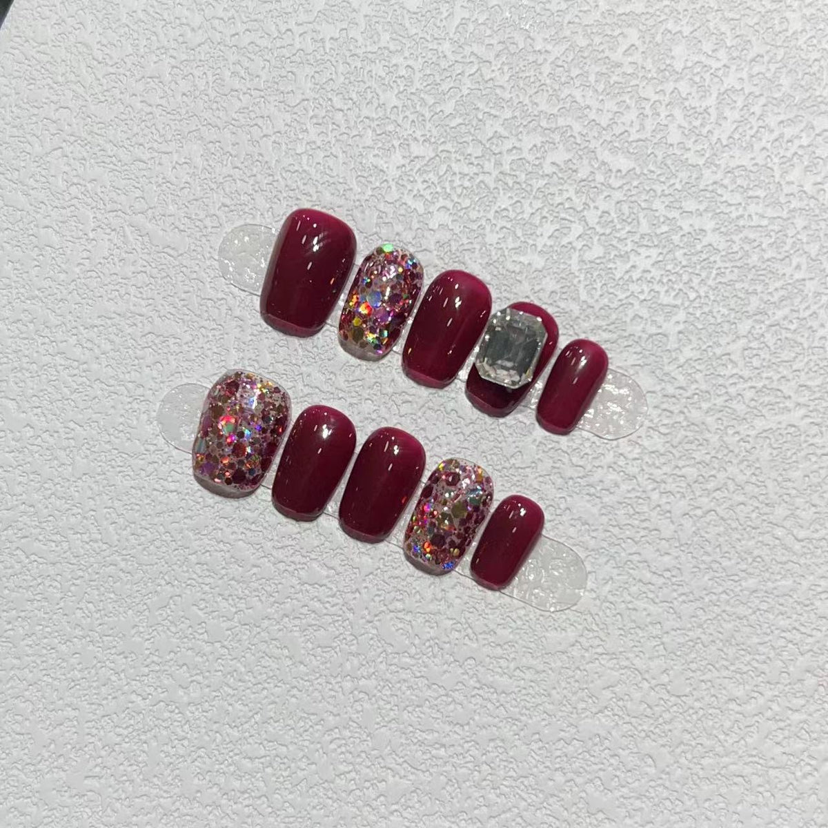 Elegant Press-On Nail Art Set with Gemstone Accents Acalora