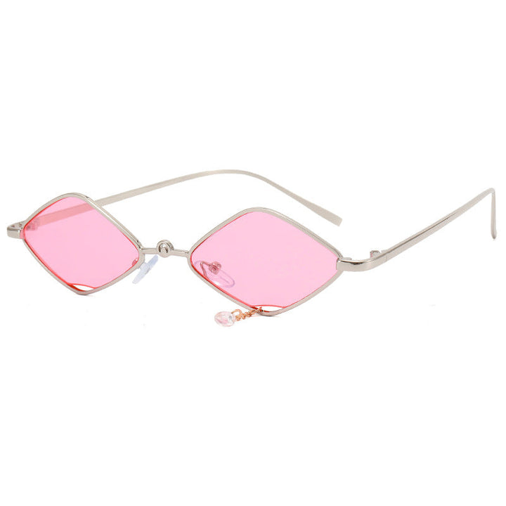 Ladies fashionable sunglasses with faceted frame Kalsten
