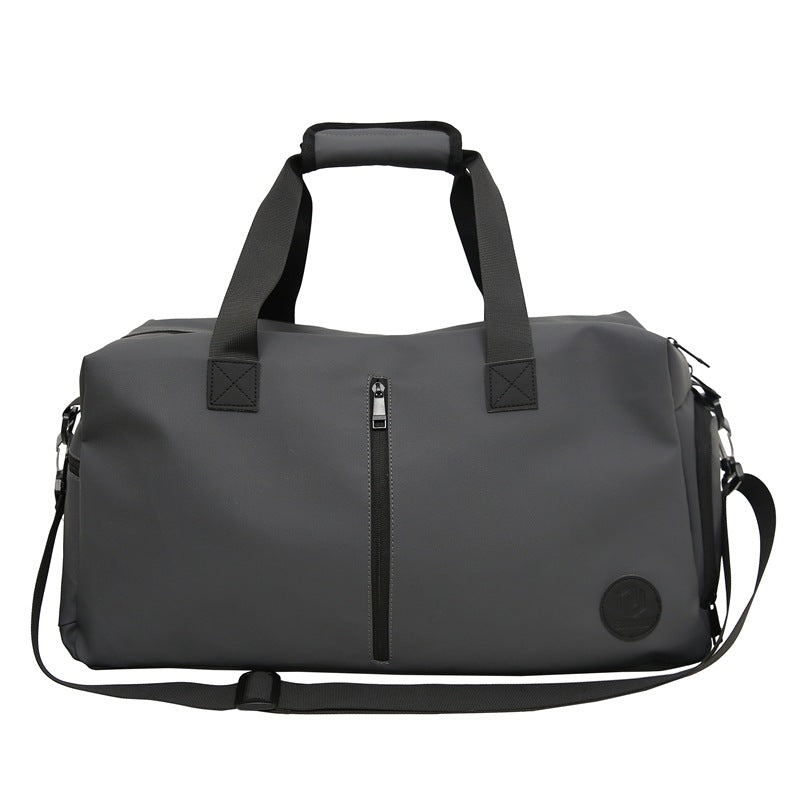 Sporty travel bag with water-repellent material and practical organizer compartments Kalsten