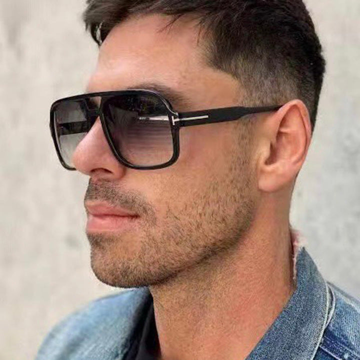 Women's stylish sunglasses in distinctive rectangular design Kalsten