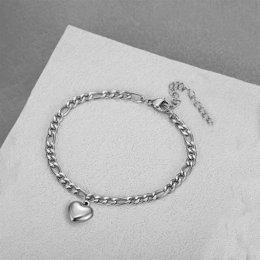 Heart Charm Link Bracelet Kalsten