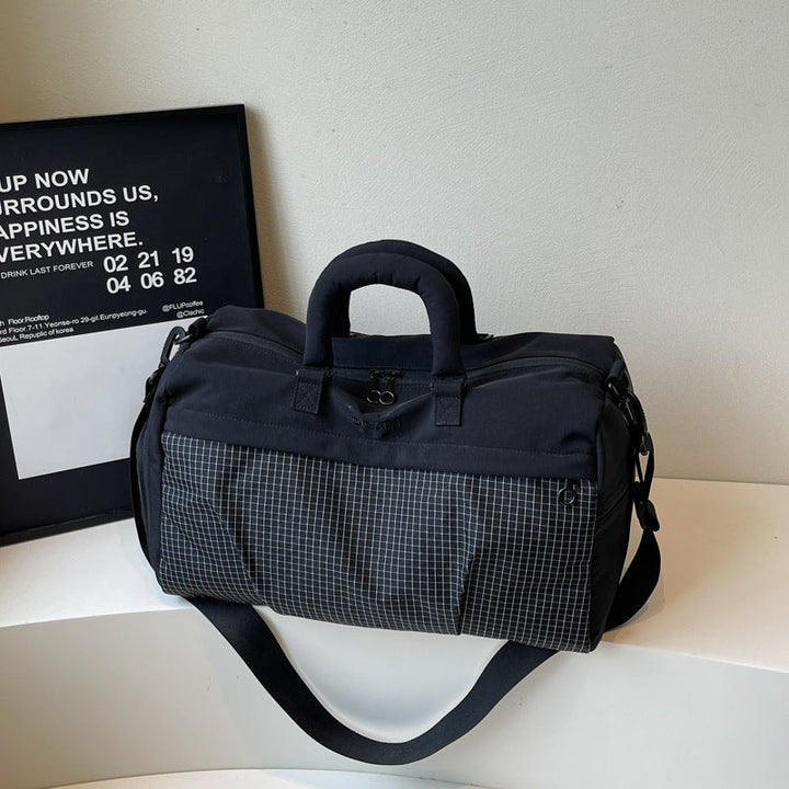 Women's spacious sport and travel bag Kalsten