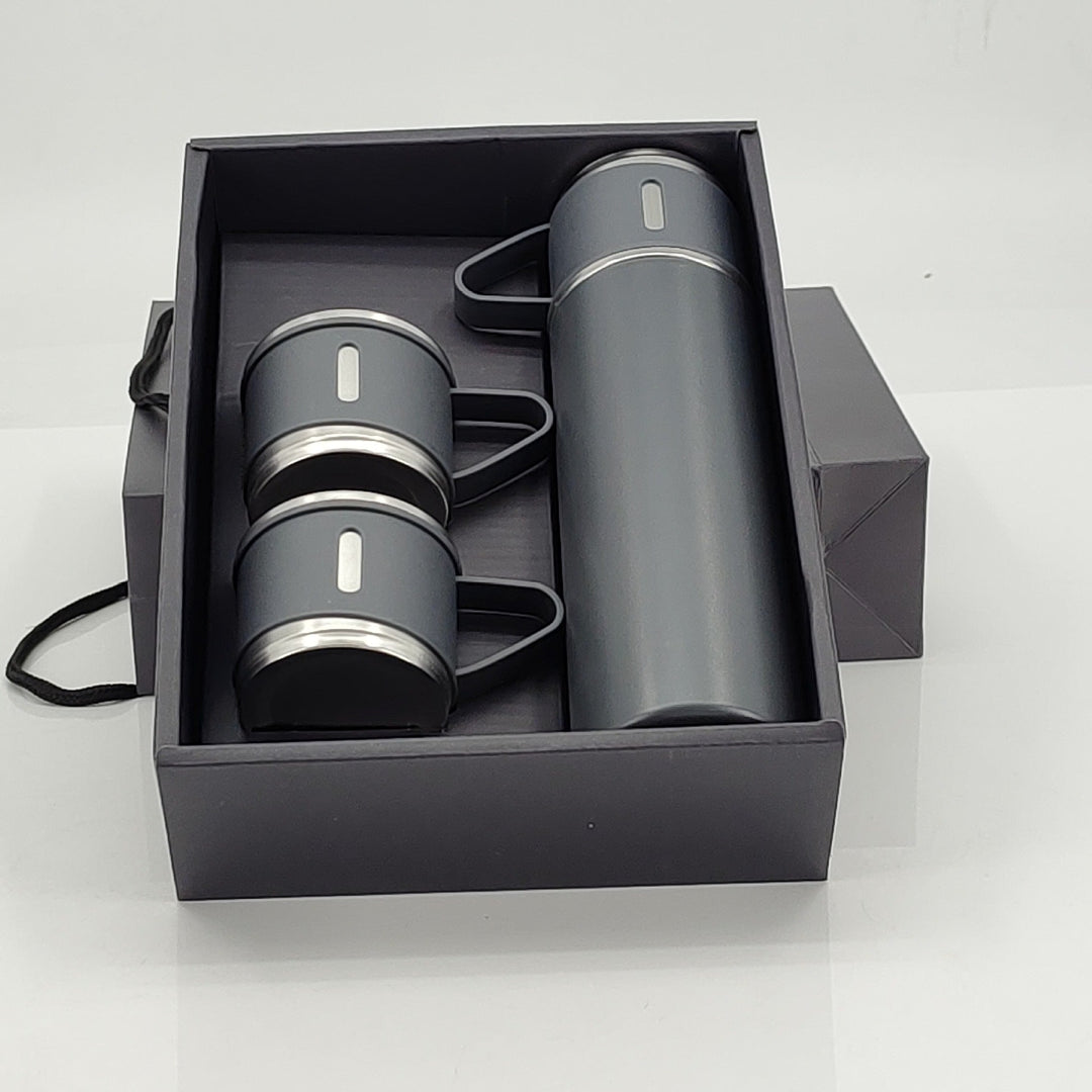 Ladies insulated bottle with integrated cups Kalsten