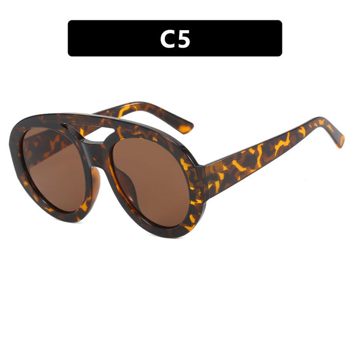 Ladies elegant sunglasses with fashionable design Kalsten