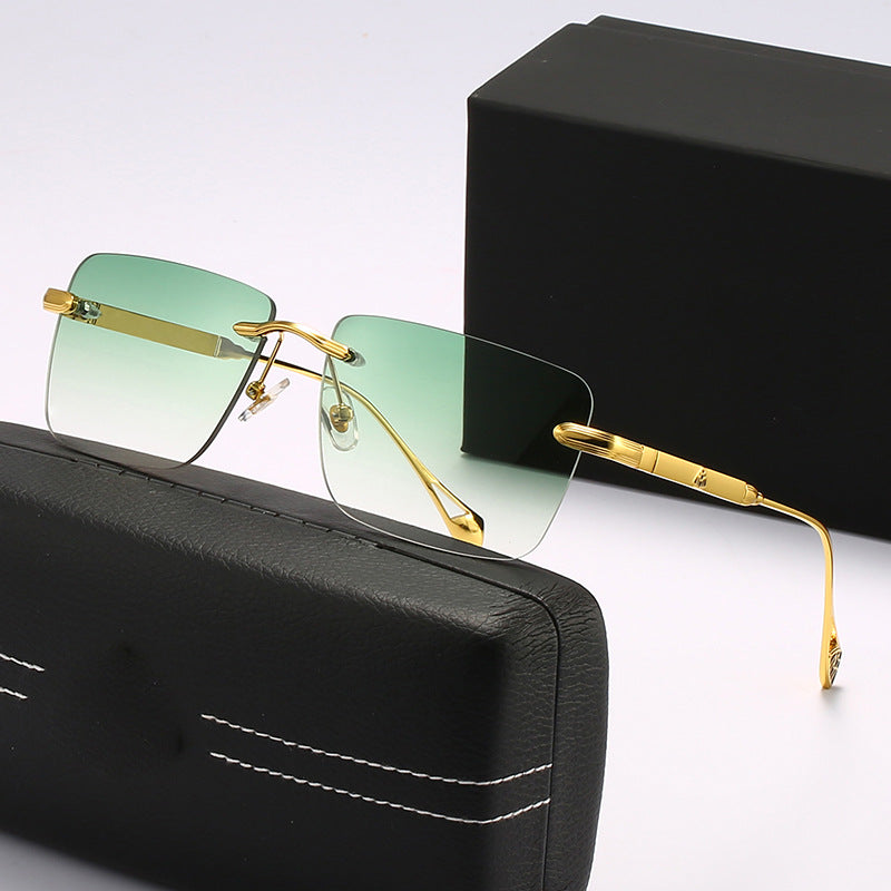 Women's fashionable square sunglasses with luxurious metal accents Kalsten