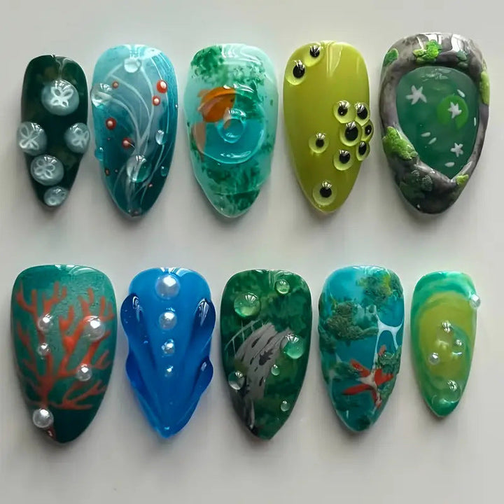 Artistic Marine-Inspired Press-On Nail Art Kalsten