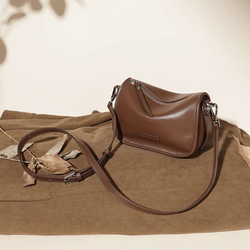 Smooth Leather Crossbody Purse Acalora