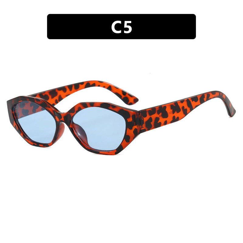 Women's stylish sunglasses in modern geometric design with protective UV filter Kalsten