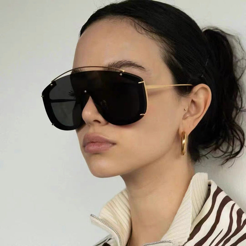 Ladies futuristic oversized sunglasses Kalsten