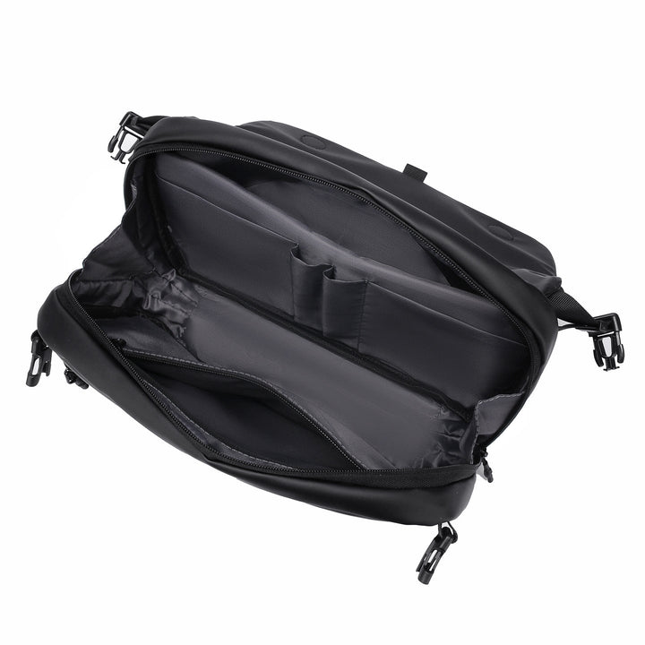 Messenger bag with versatile compartments and water-repellent material Kalsten
