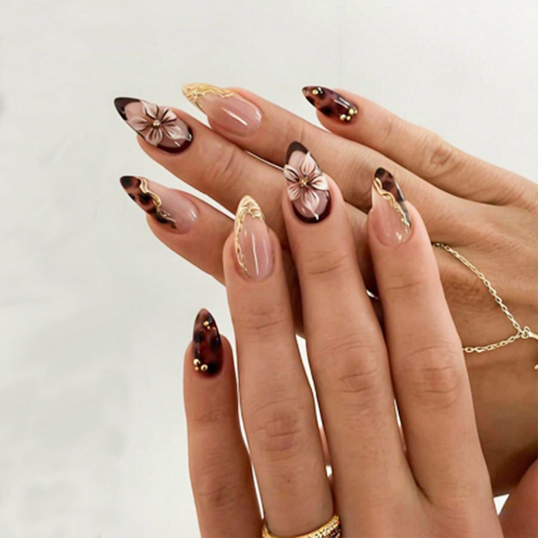 Artistic Floral Nail Design Kalsten