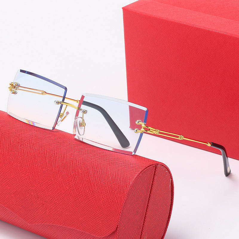 Ladies stylish square sunglasses with luxurious metal accents Kalsten